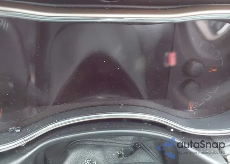 2015 Jeep Grand Cherokee Overland z USA, uszkodzony, nr VIN 1C4RJFCG9FC727029